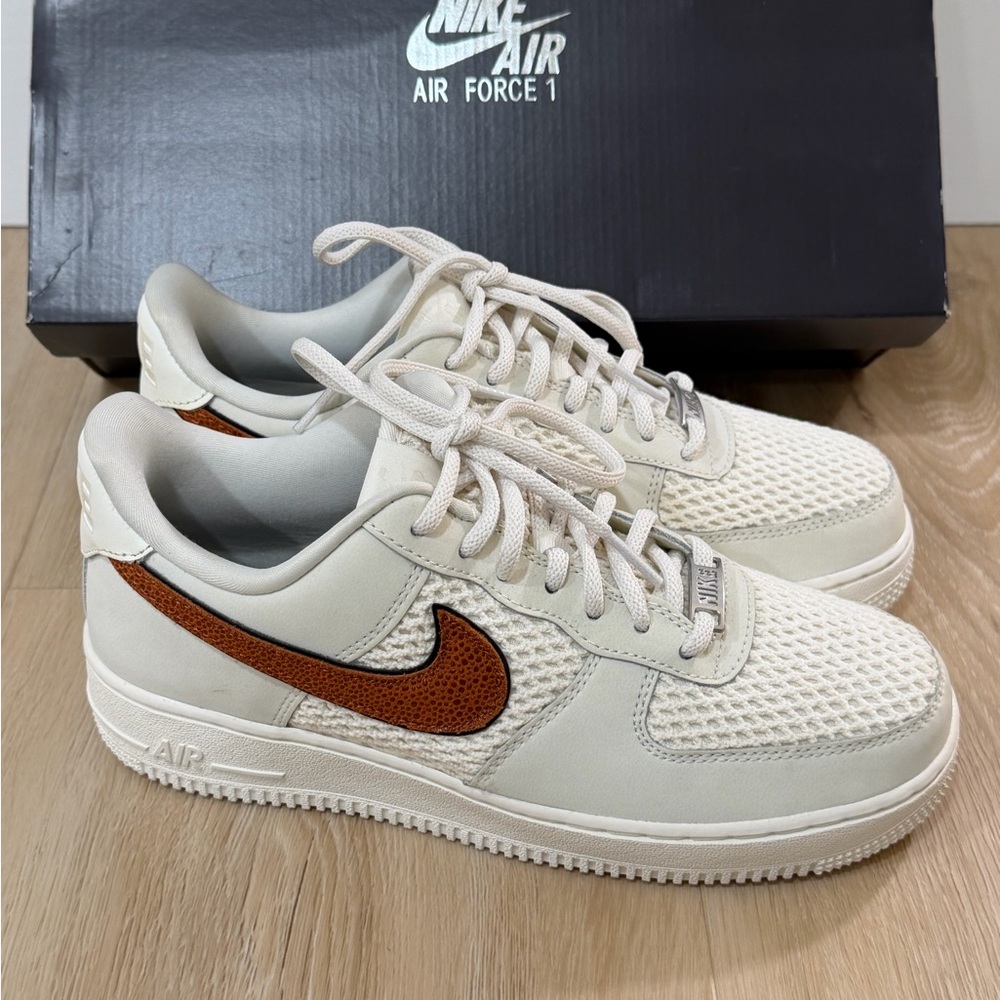 Nike Air Force 1 Sneakers - Cream and Brown